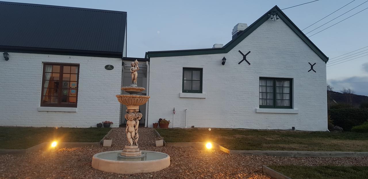 Готель Richmond Barracks Екстер'єр фото